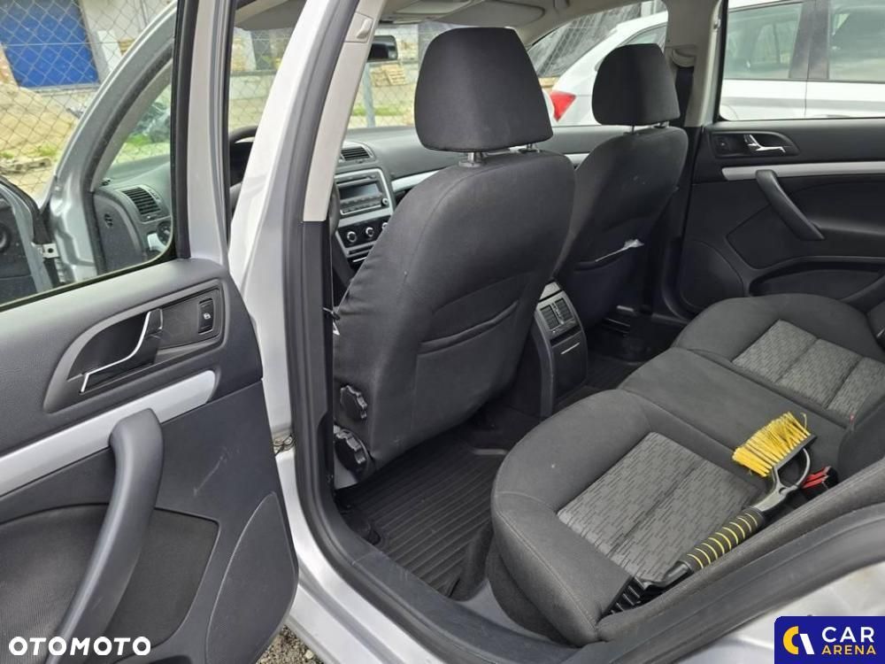 Skoda Octavia 1.6 TDI Ambiente - 11