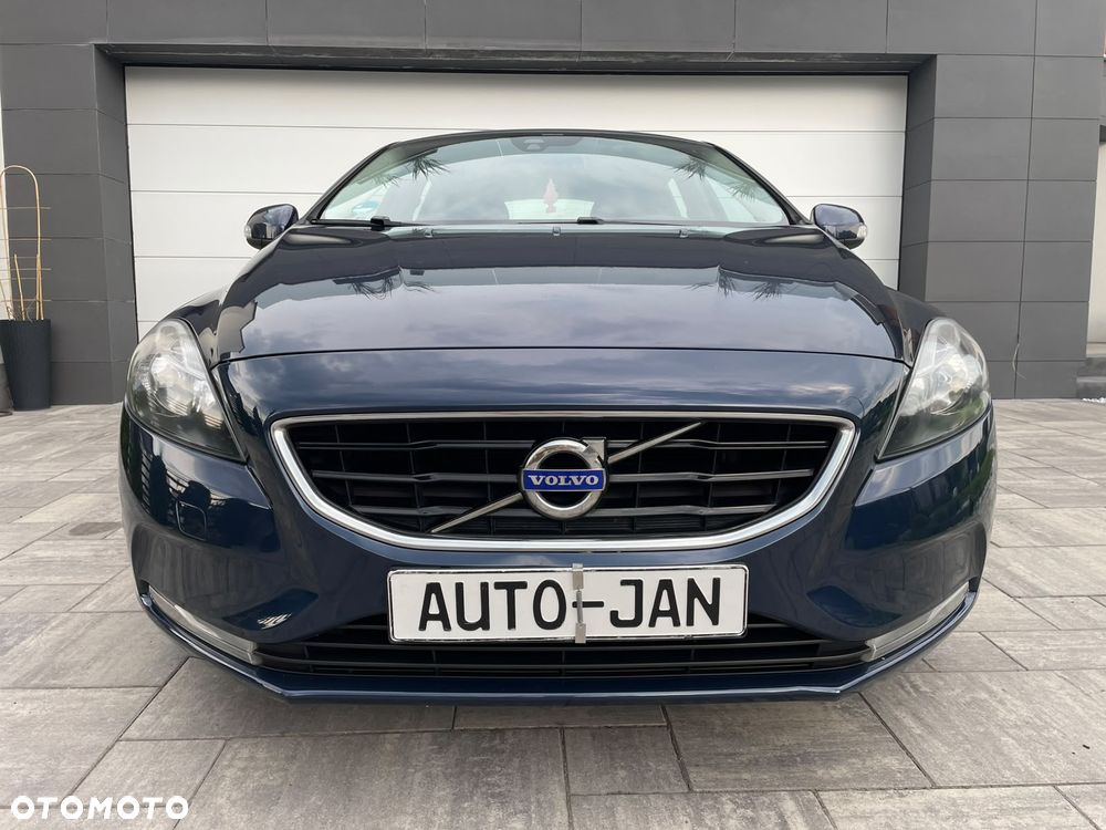 Volvo V40 D2 Summum - 2