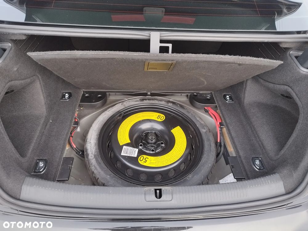 Audi A4 Limousine 2.0 TDI DPF clean diesel Ambiente - 24