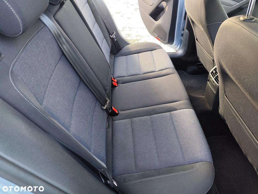 Volkswagen Golf 1.2 TSI Style - 31