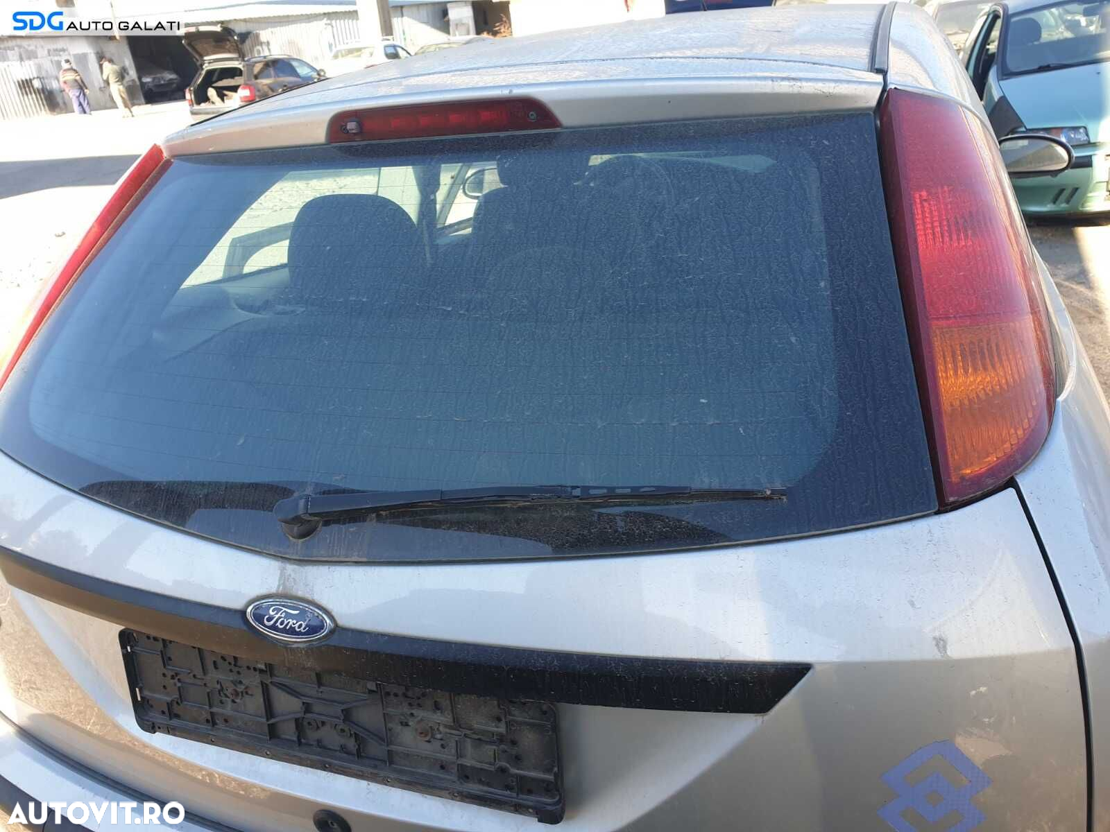 Brat Stergator Geam Sticla Luneta de pe Hayon Haion Portbagaj Ford Focus 1 Coupe 2 Usi 1998 - 2004 - 4