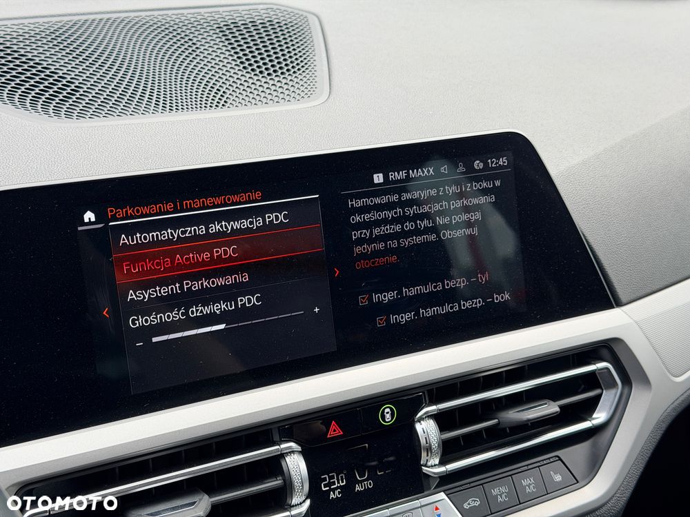BMW Seria 3 318i - 32