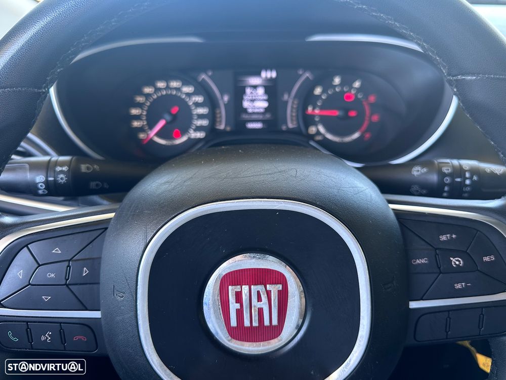 Fiat Tipo Station Wagon 1.6 M-Jet Lounge Tech - 11