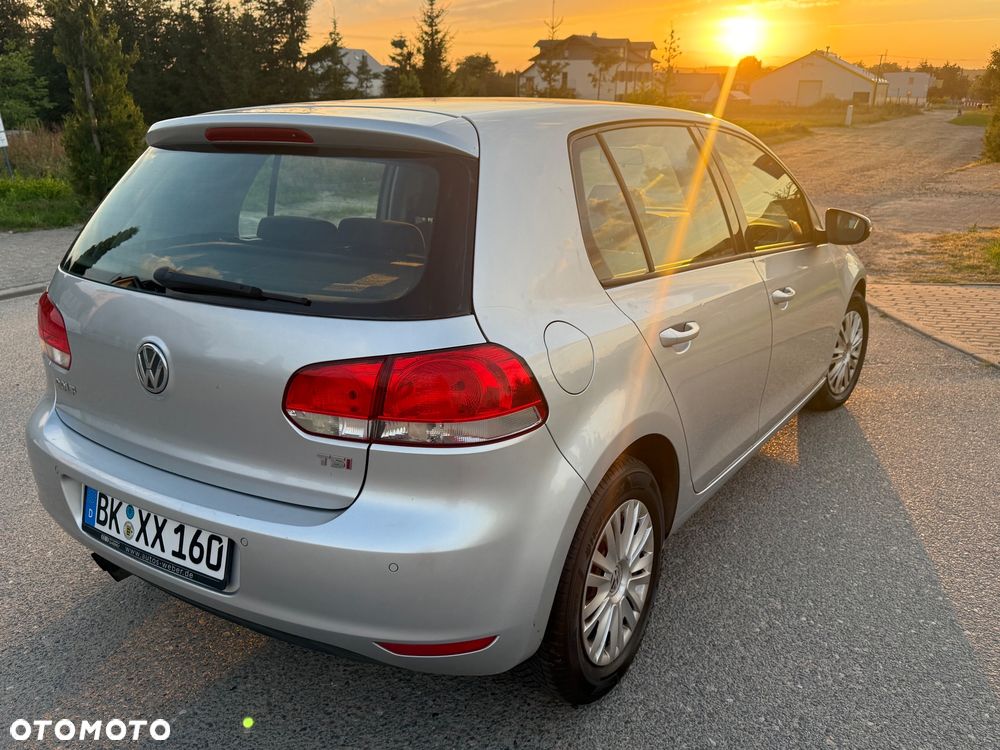 Volkswagen Golf - 5