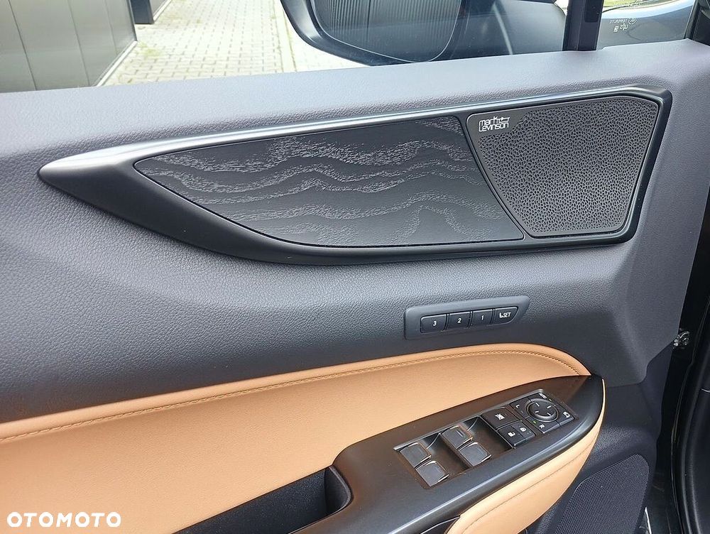 Lexus NX 350h Omotenashi AWD - 14