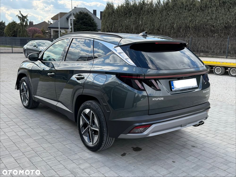 Hyundai Tucson 1.6 T-GDi HEV Smart 2WD - 10