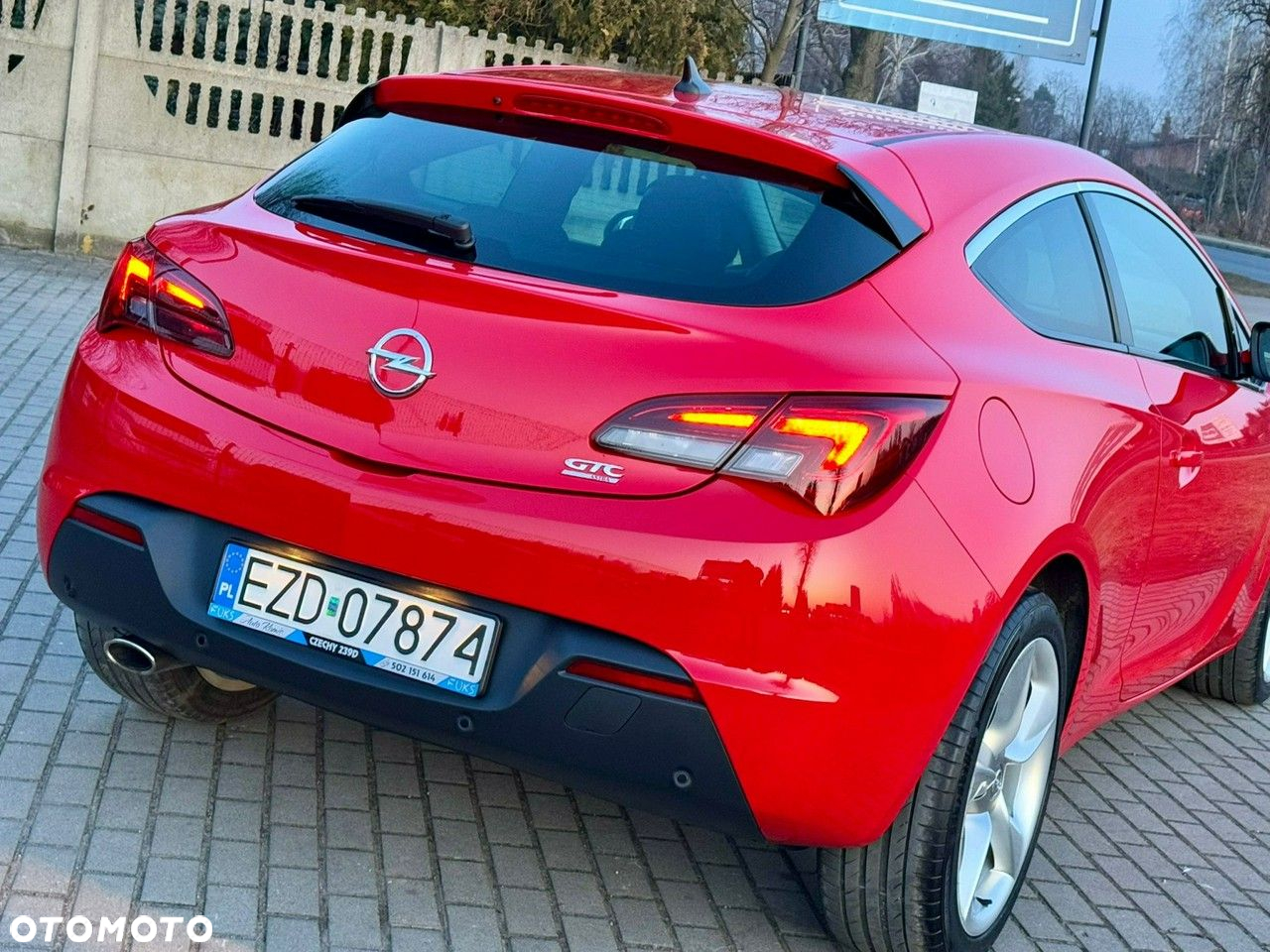 Opel Astra GTC 2.0 CDTI ecoFLEX Start/Stop - 10