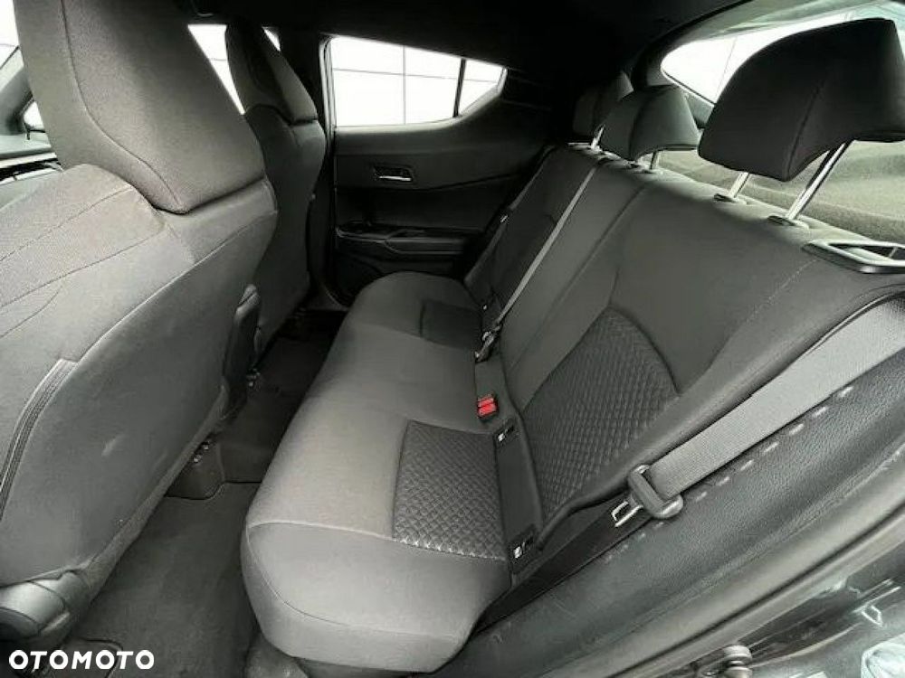 Toyota C-HR - 17