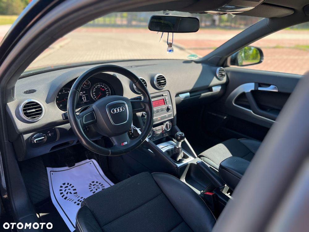 Audi A3 3-drzwiowe 1.8 TFSI S line Sportpaket - 13