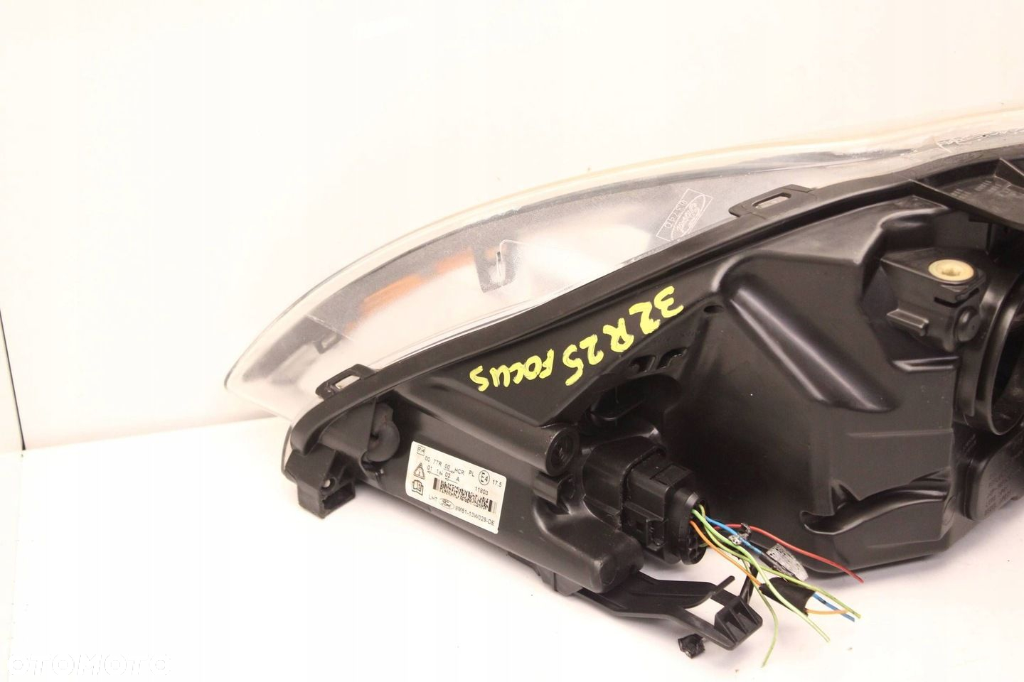 FORD FOCUS MK2 LIFT 07R- REFLEKTOR PRAWY LAMPA PRAWA PRZEDNIA PRZÓD - 3