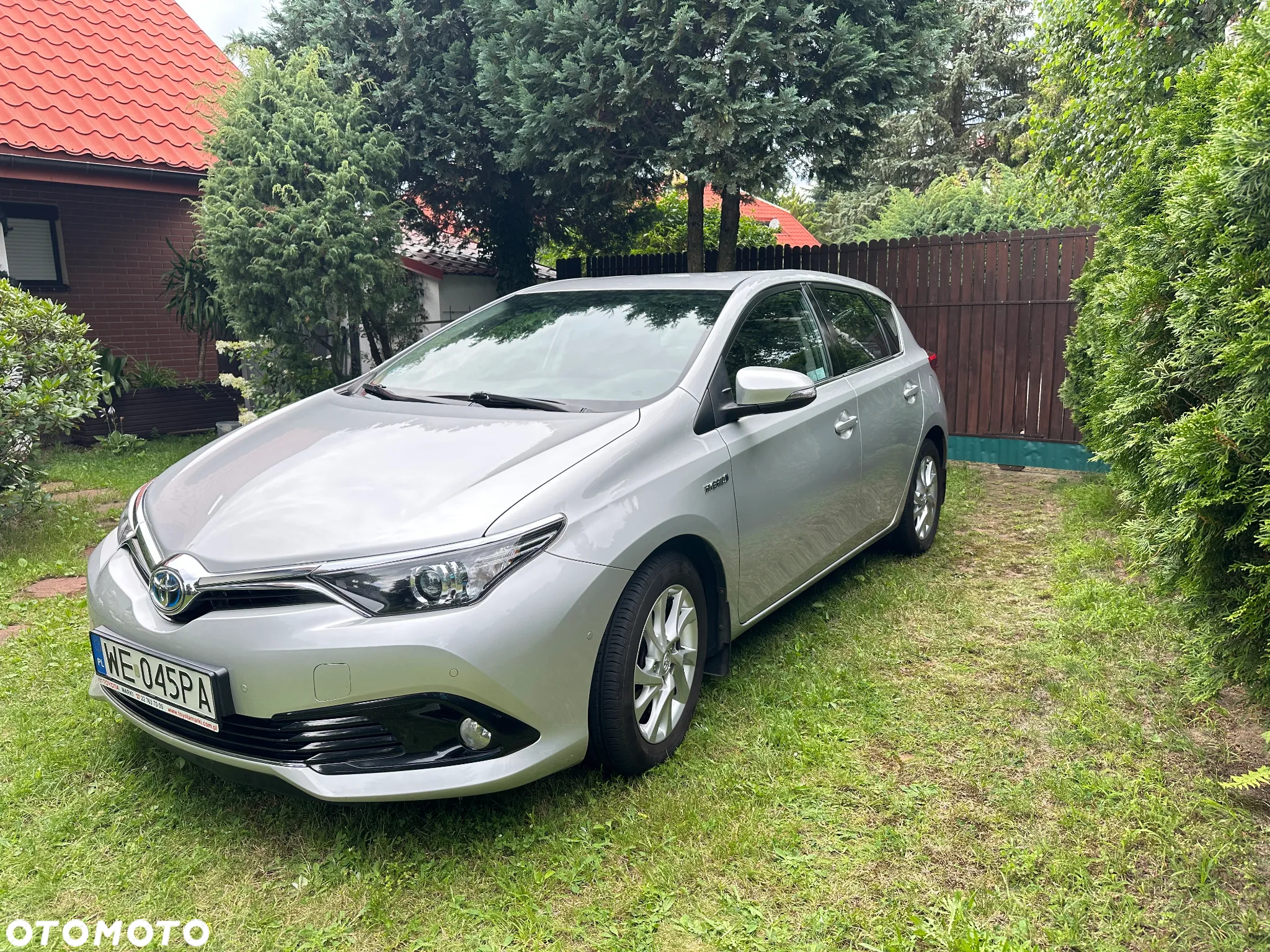 Toyota Auris Hybrid 135 Comfort - 4
