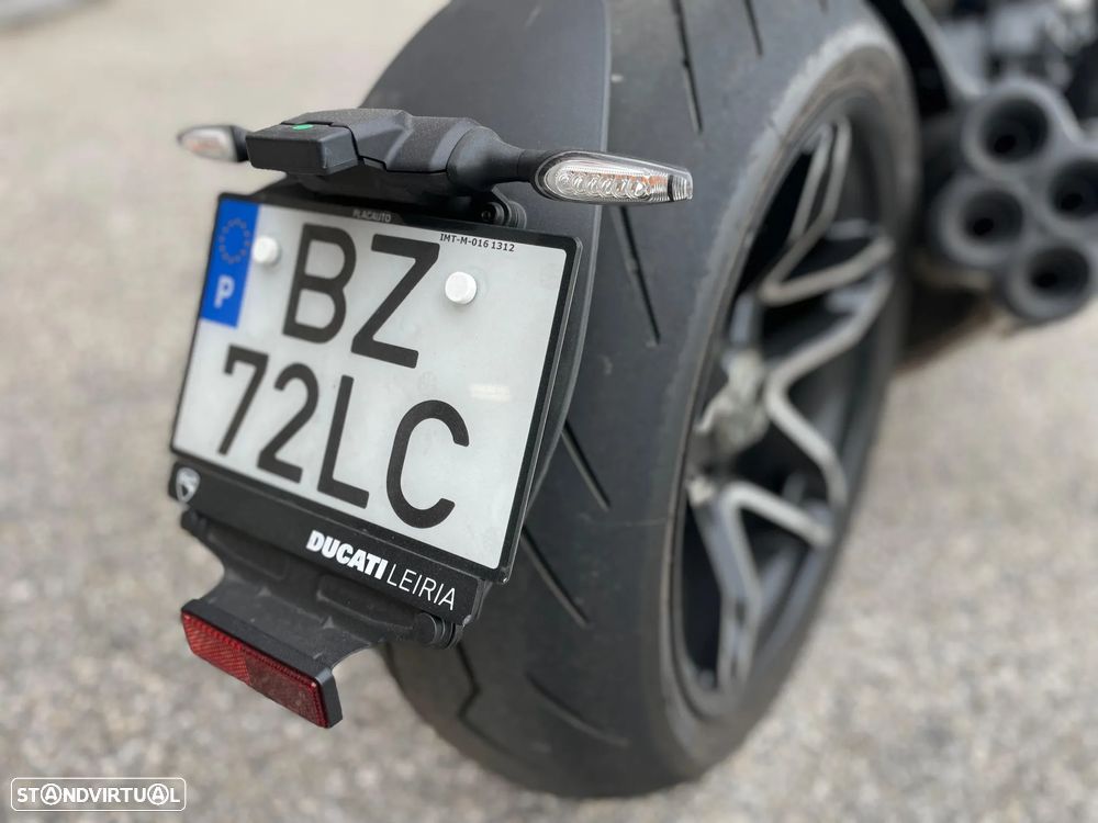 Ducati XDiavel V4 - 12