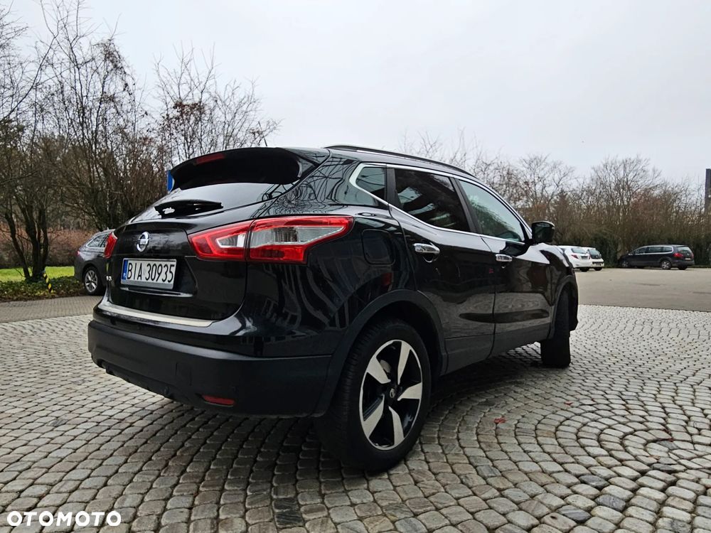 Nissan Qashqai 1.2 DIG-T N-Connecta EU6 - 3
