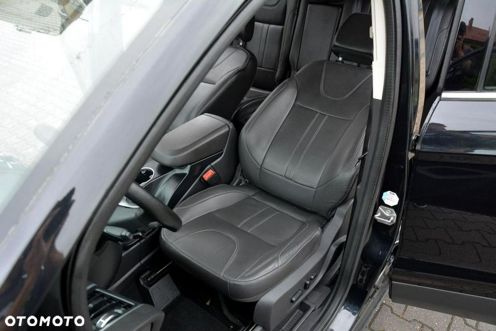 Ford Kuga 1.6 EcoBoost 4WD Titanium - 17