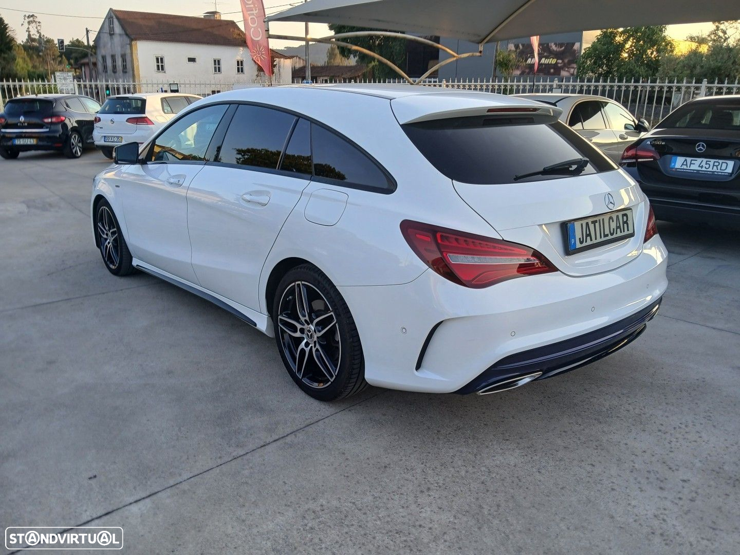 Mercedes-Benz CLA 200 d Shooting Brake - 9