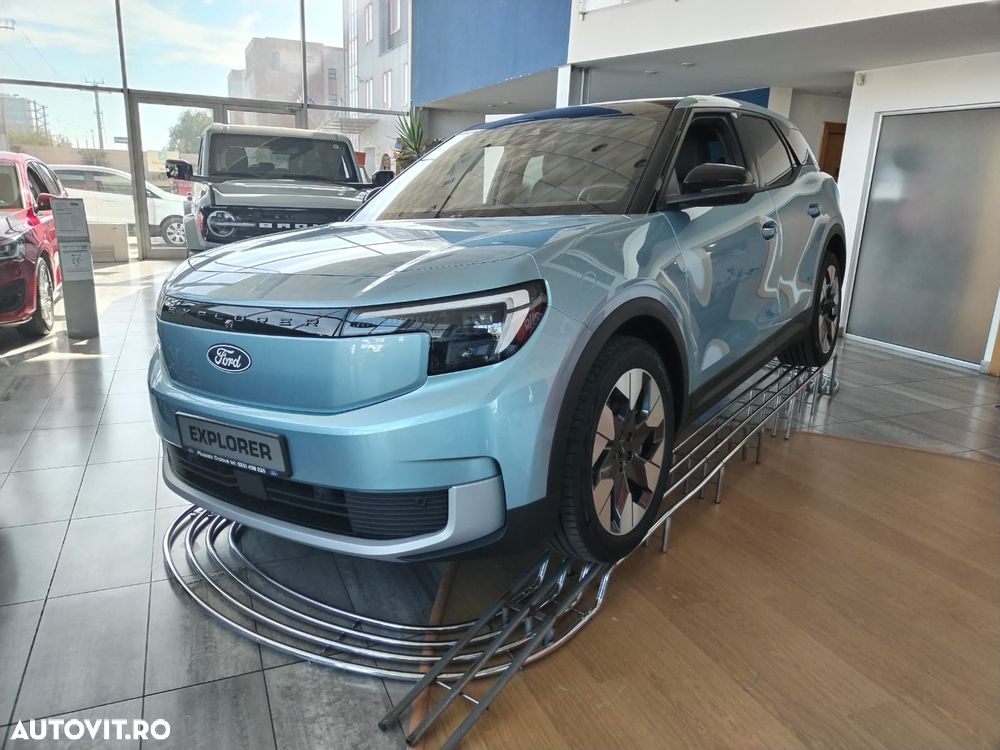 Ford Explorer RWD 77 kWh Extended Range Premium - 4