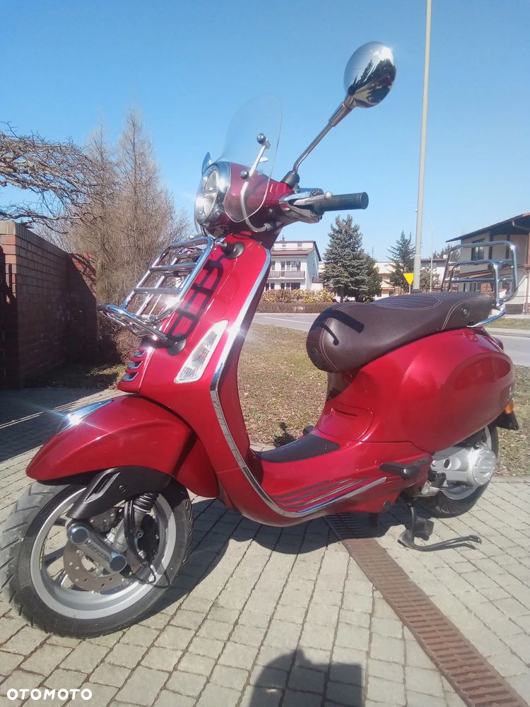 Piaggio Vespa - 10