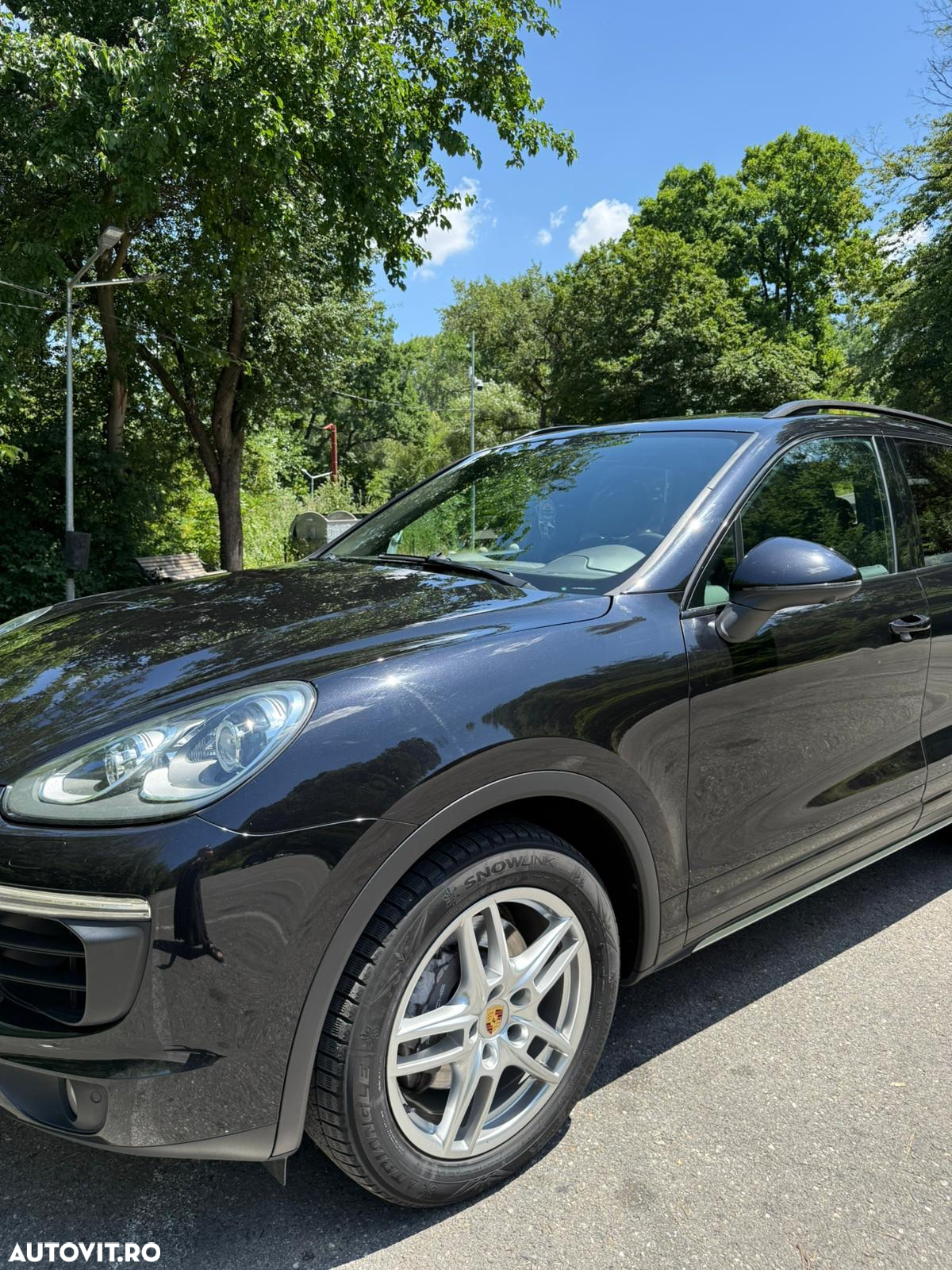 Porsche Cayenne 3.0 L - 6