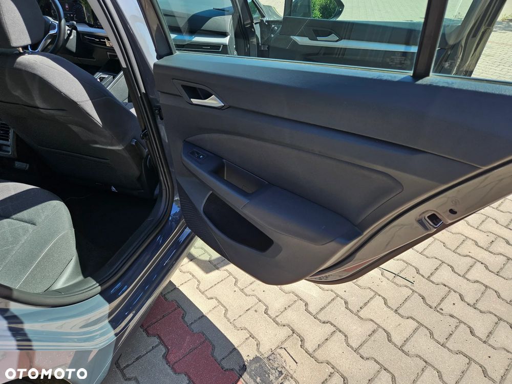Volkswagen Golf - 17