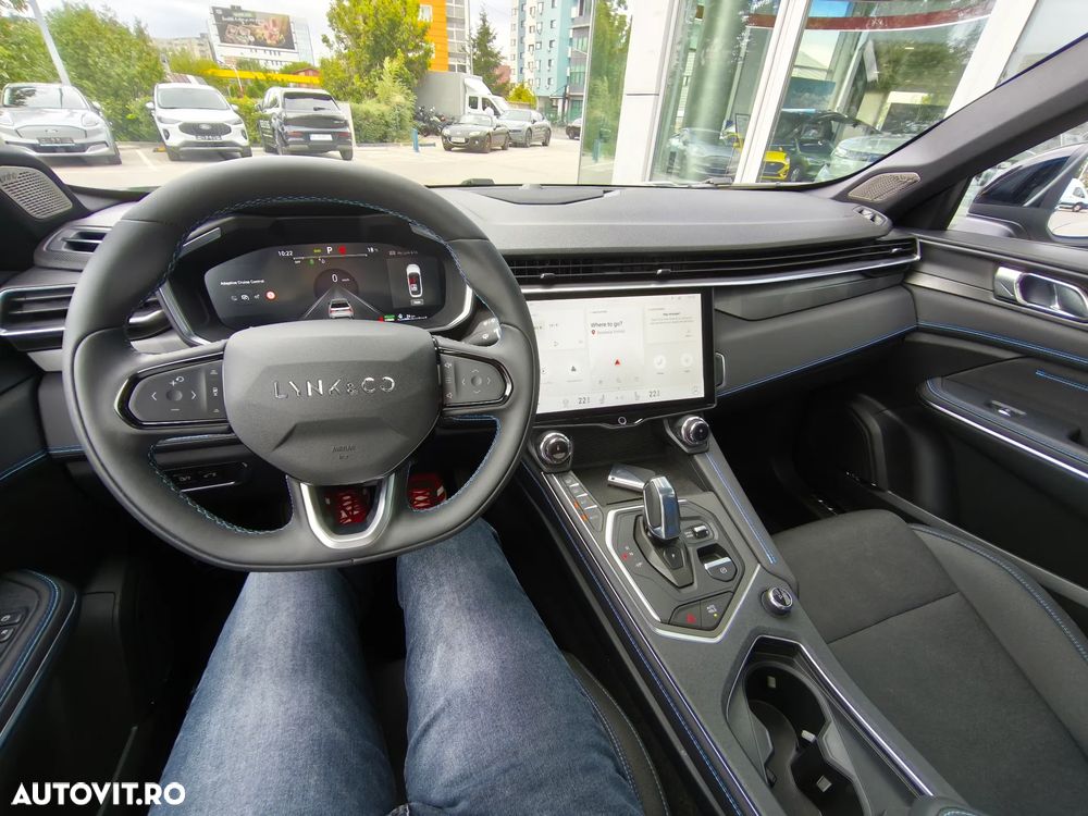Lynk&Co 01 - 17