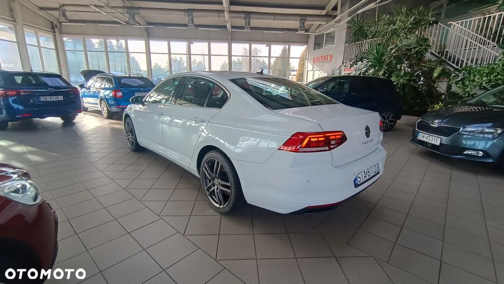 Volkswagen Passat 2.0 TSI Elegance DSG - 14
