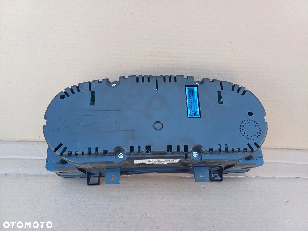 Golf VI Plus 1.4 tsi licznik 5M0920870 Golf Plus lift Europa - 7