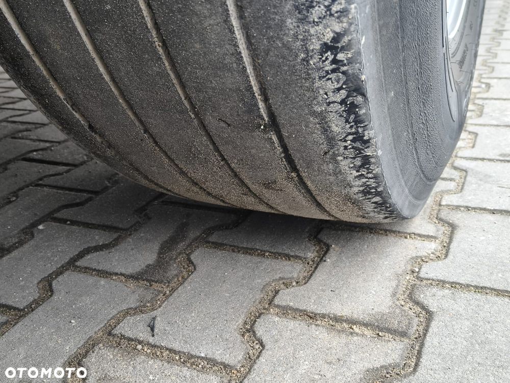 Fruehauf KONTENER FURGON / OSIE BPW . ROLETA / PODŁOGA SZYNA-DESKA / WINDA ZAŁADUNKOWA - 6