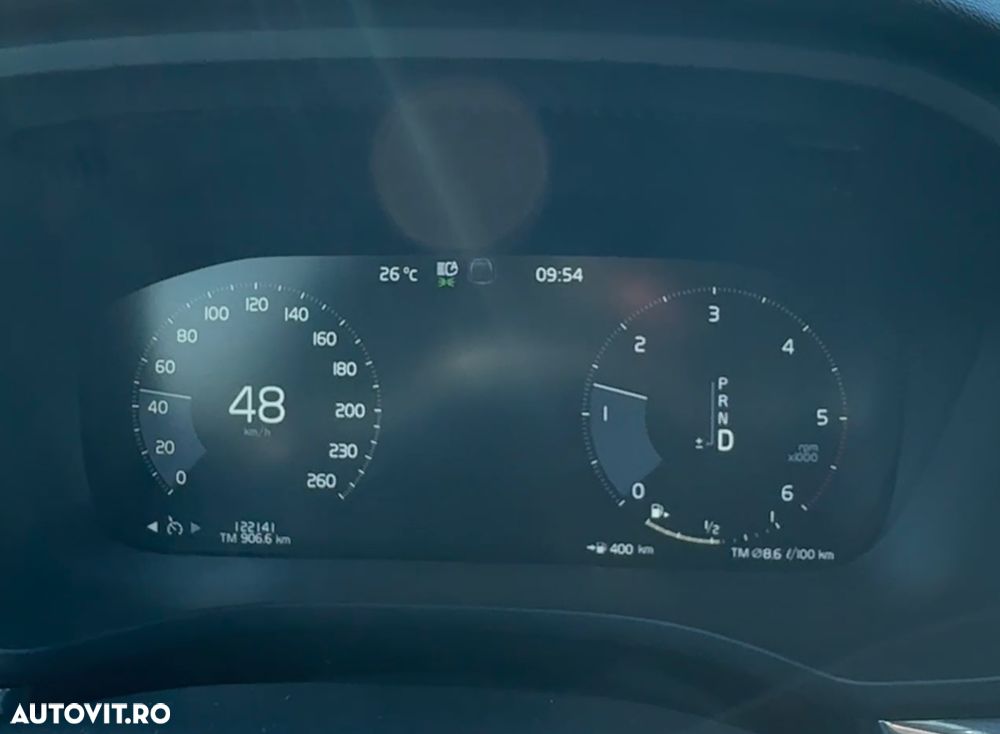Volvo XC 60 - 8