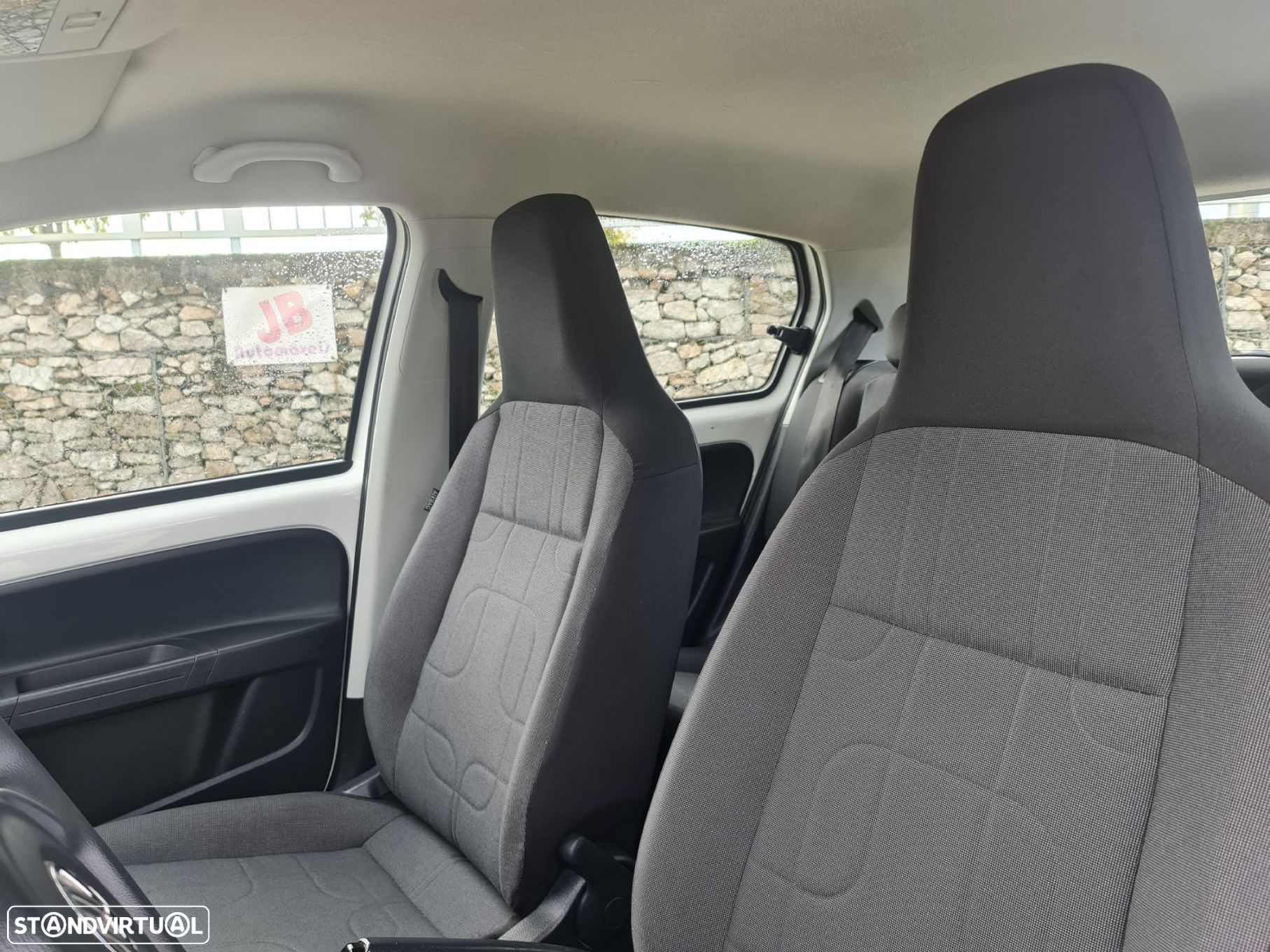 VW Up! move - 7