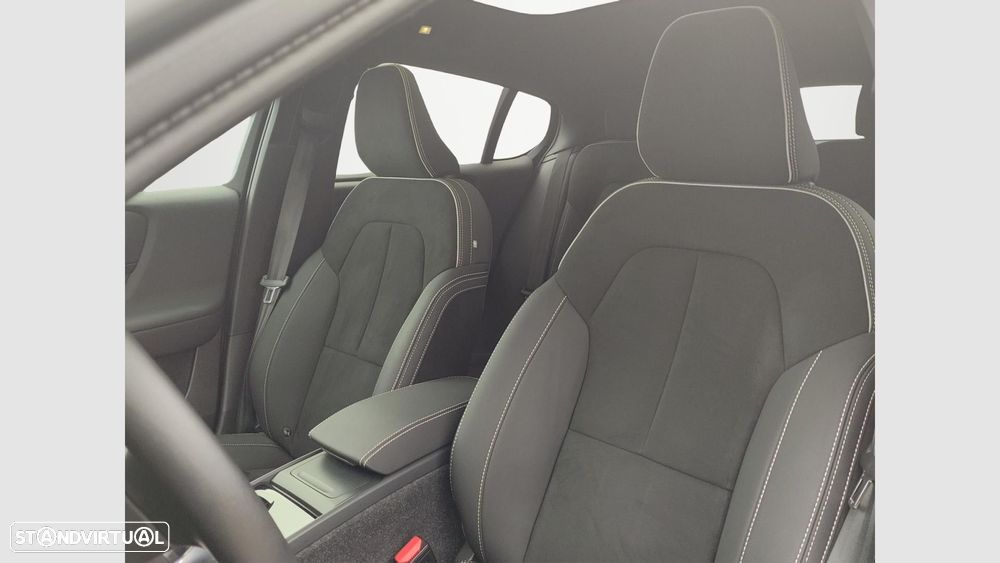 Volvo EC40 82 kWh Twin Motor Performance Ultra - 10