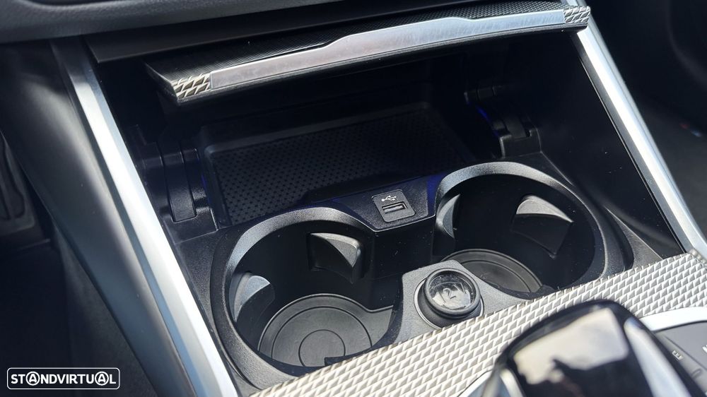 BMW 320 d Pack M Auto - 26