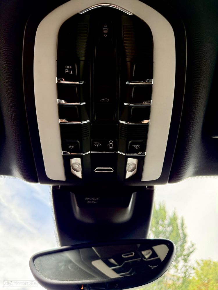 Porsche Macan S - 10