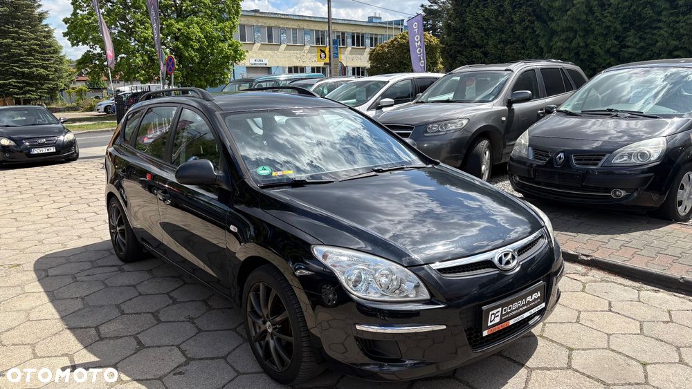 Hyundai i30 1.6 Comfort - 4