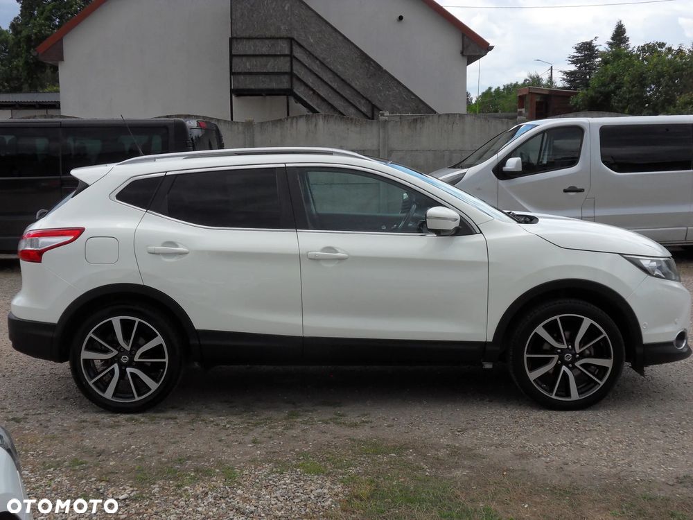 Nissan Qashqai 1.6 DCi Tekna+ - 6