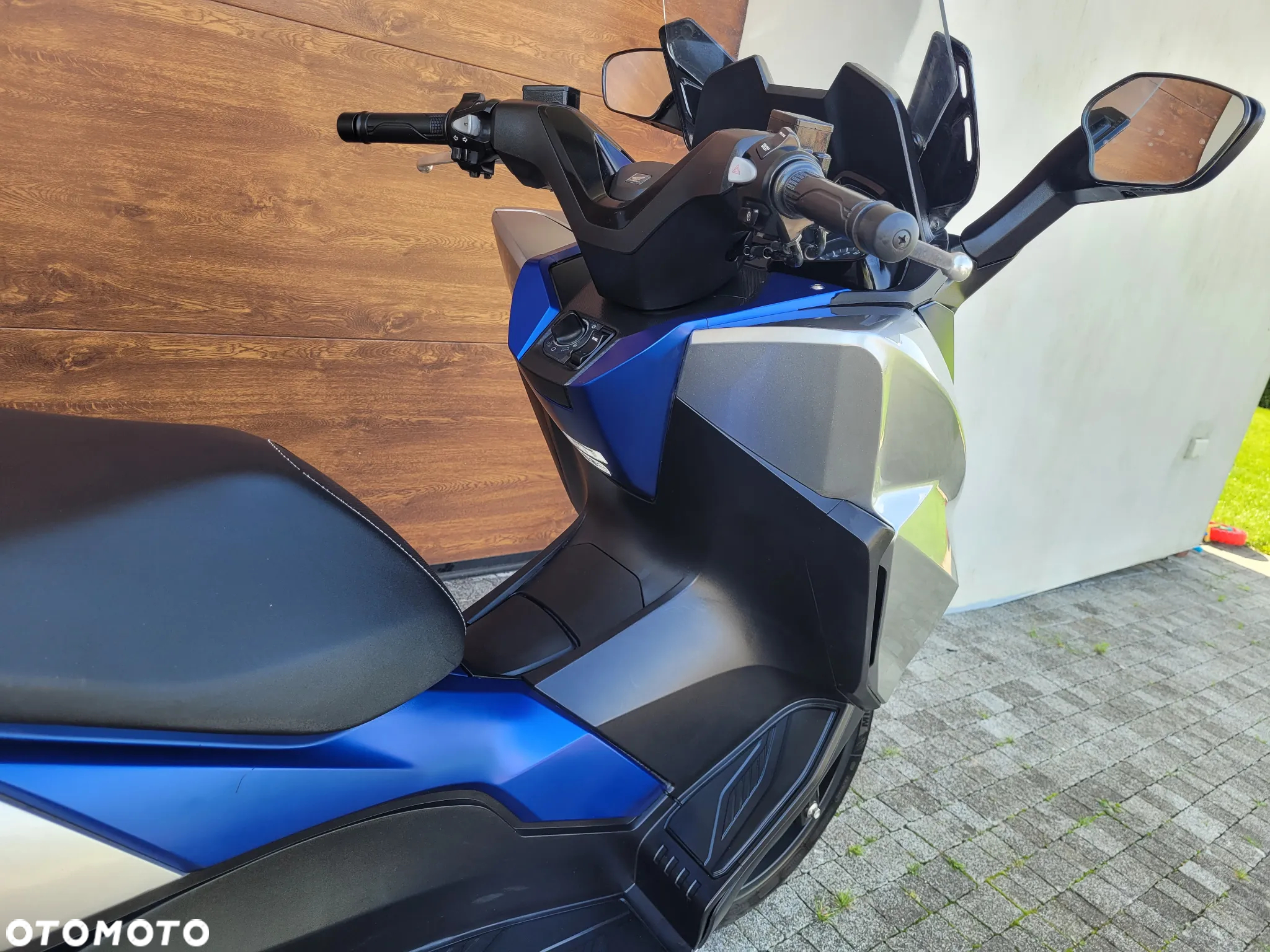Honda NSS - 26
