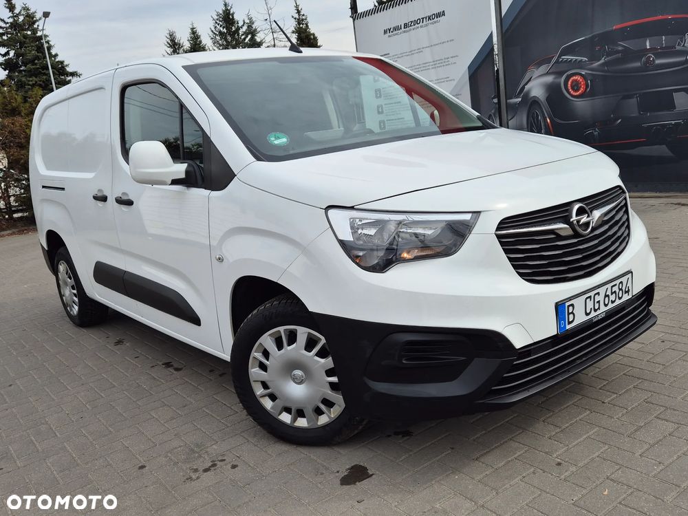 Opel COMBO - 16