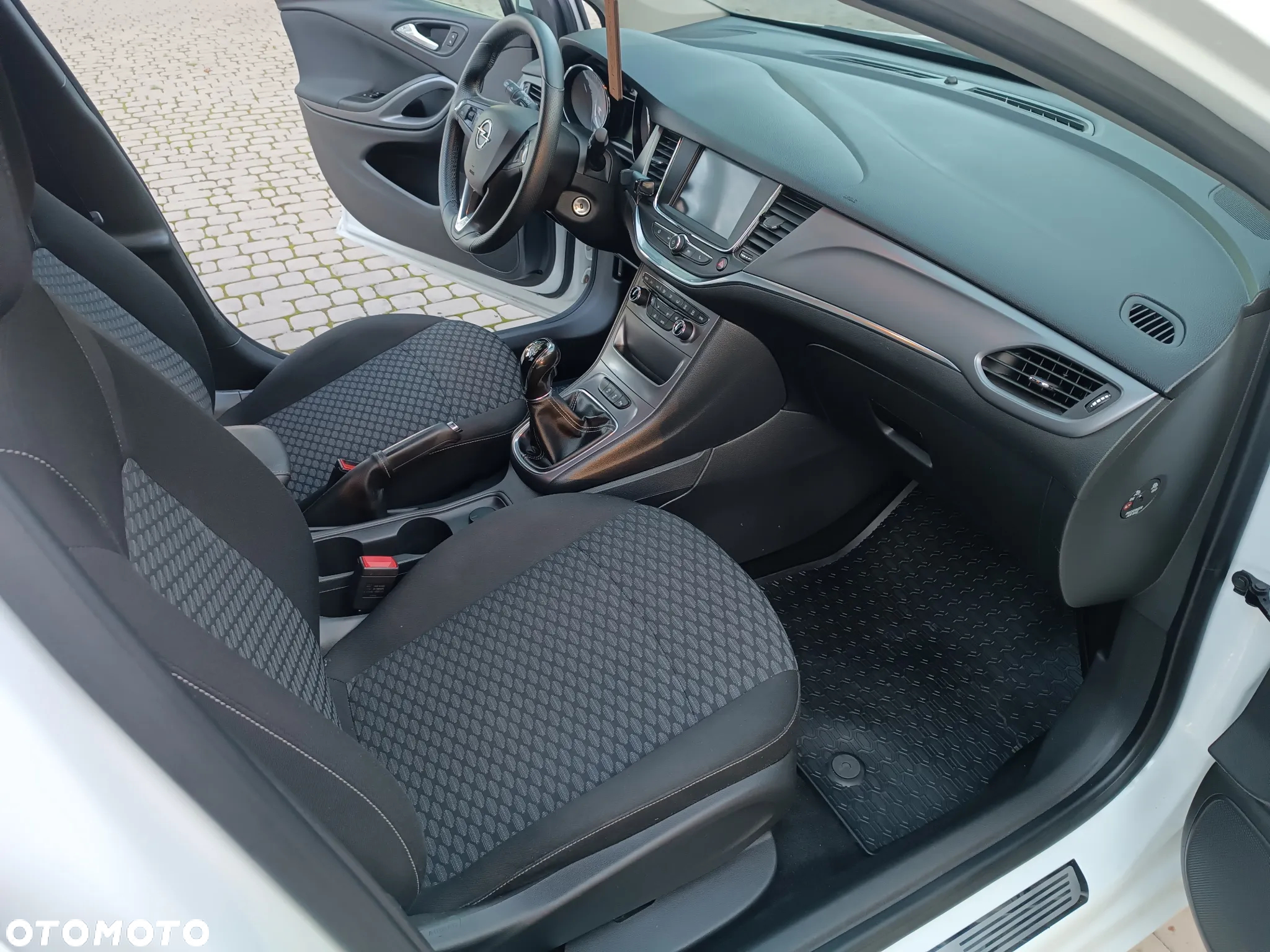 Opel Astra 1.4 Turbo Sports Tourer Dynamic - 20