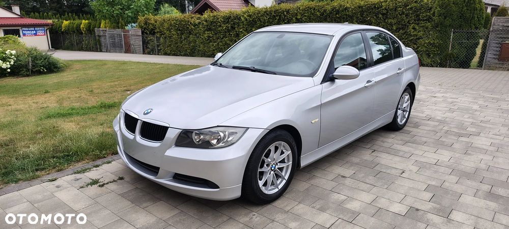 BMW Seria 3 - 1