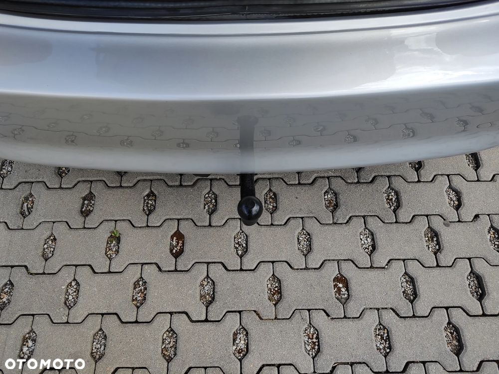 Toyota Auris 1.33 VVT-i Premium - 21