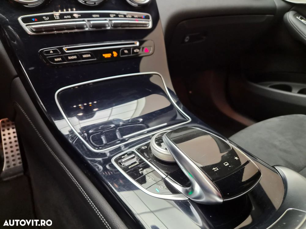 Mercedes-Benz GLC 220 d 4MATIC - 27