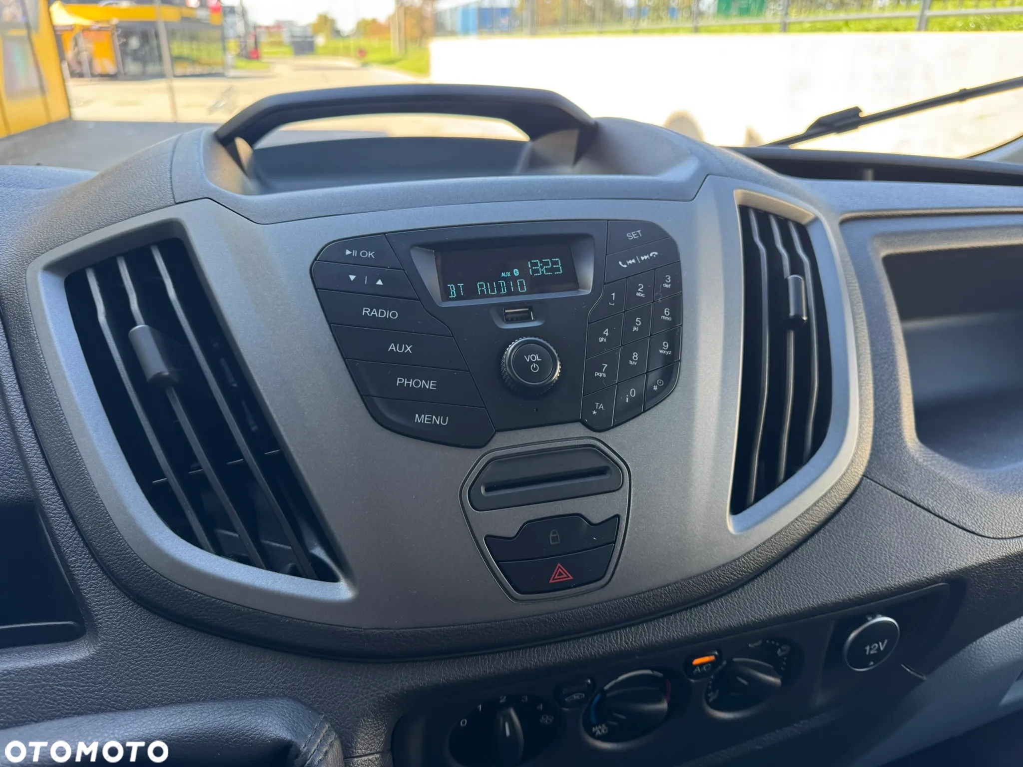 Ford Transit - 14
