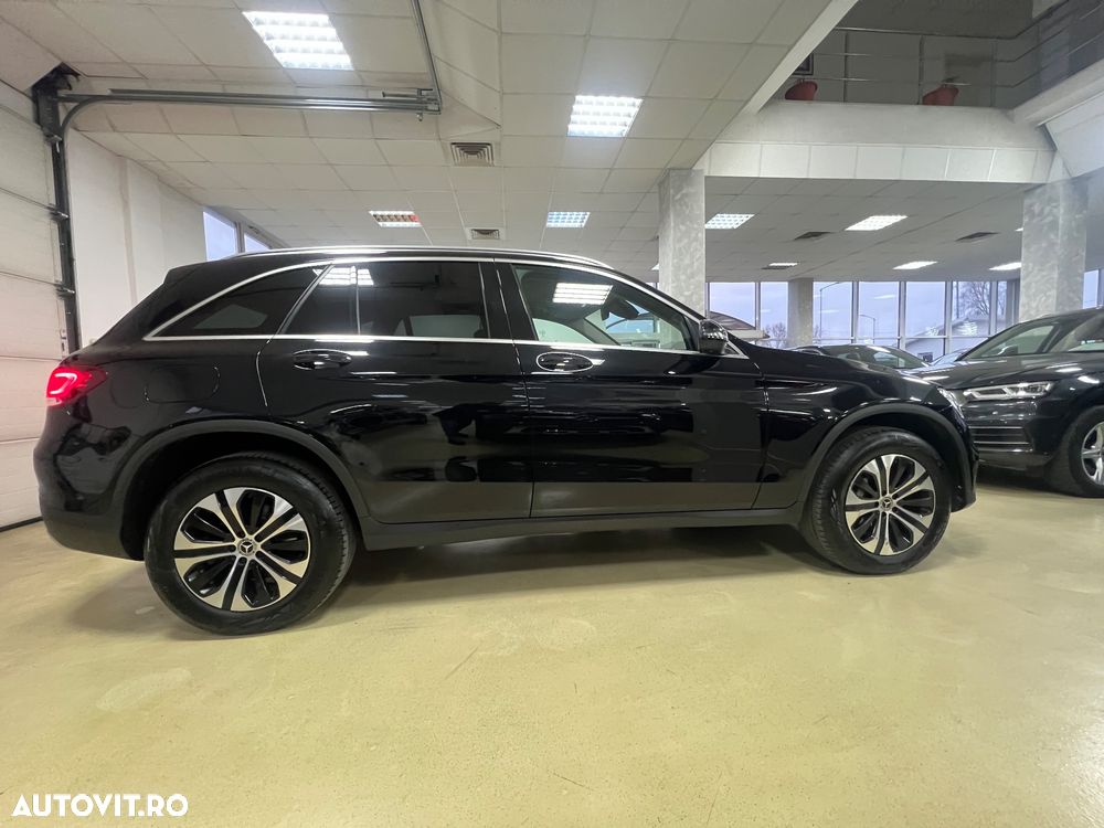 Mercedes-Benz GLC - 9