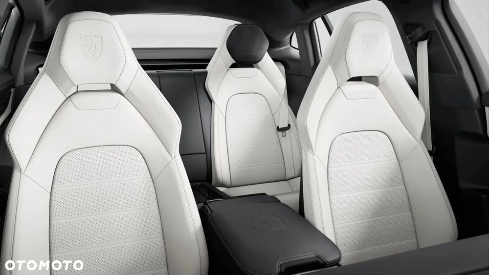 Porsche Panamera 4 - 9