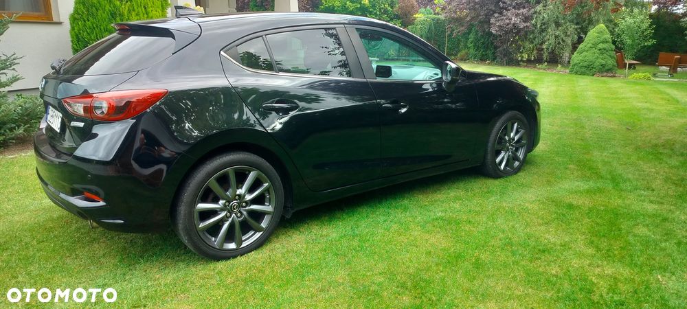 Mazda 3 2017 photo 3