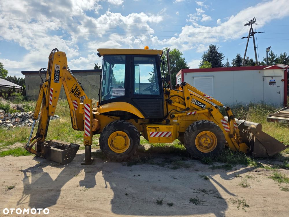 JCB 2CX - 3