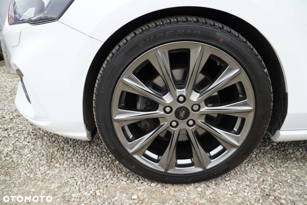 Ford Focus 2.0 TDCi ST-Line Black ASS PowerShift - 29