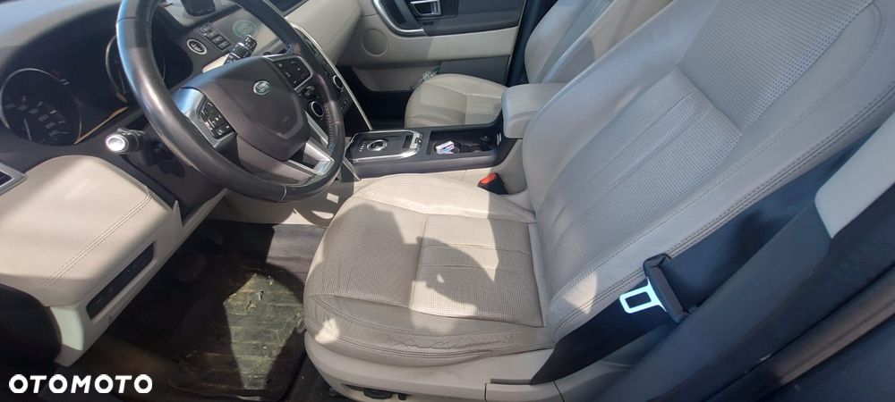 Land Rover Discovery Sport TD4 Dynamic - 8