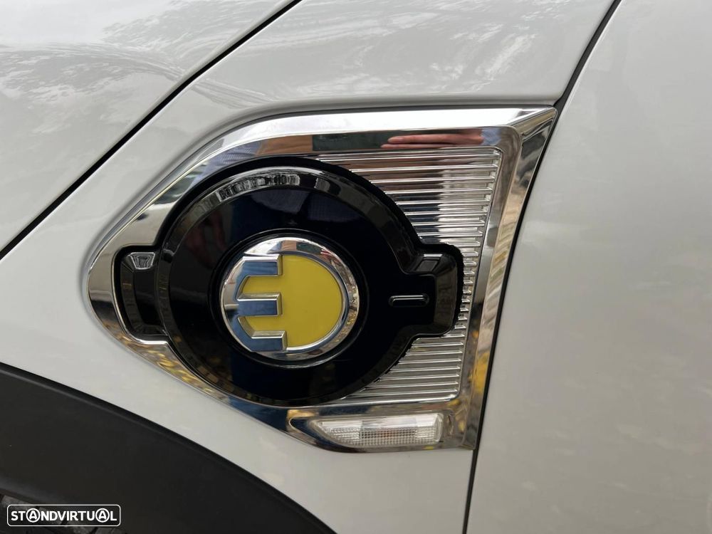 MINI Countryman Cooper SE ALL4 Auto - 9