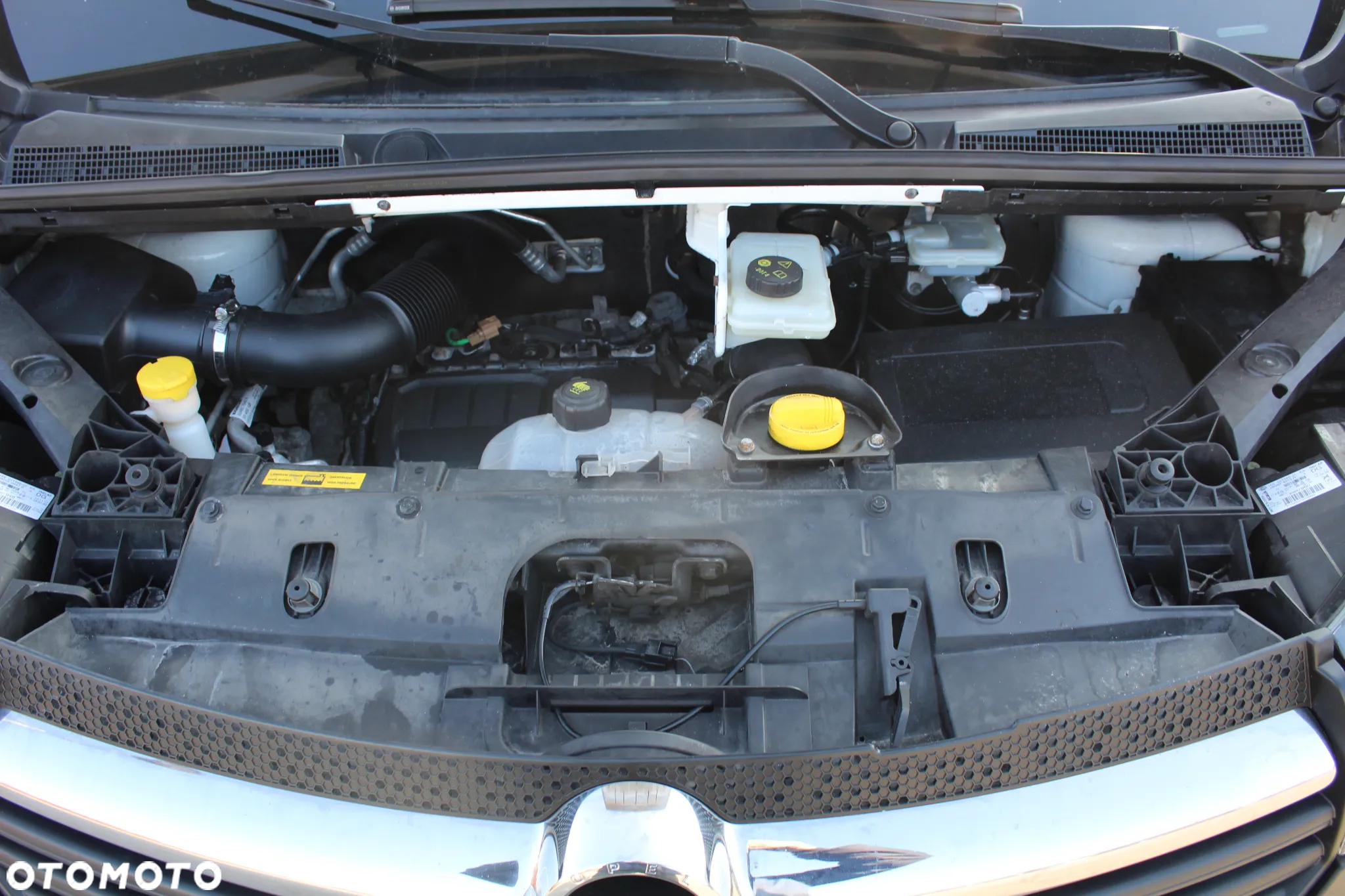 Opel Vivaro - 24