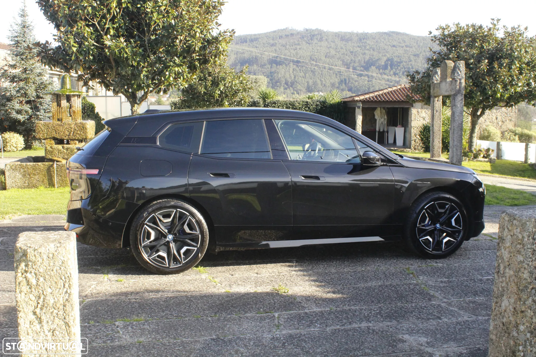 BMW iX xDrive 40 Pack Desportivo - 12